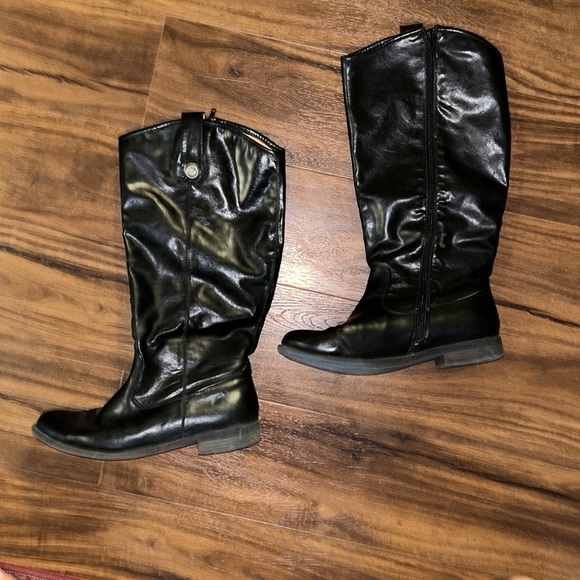 Maurices tall black boots - Picture 2 of 14